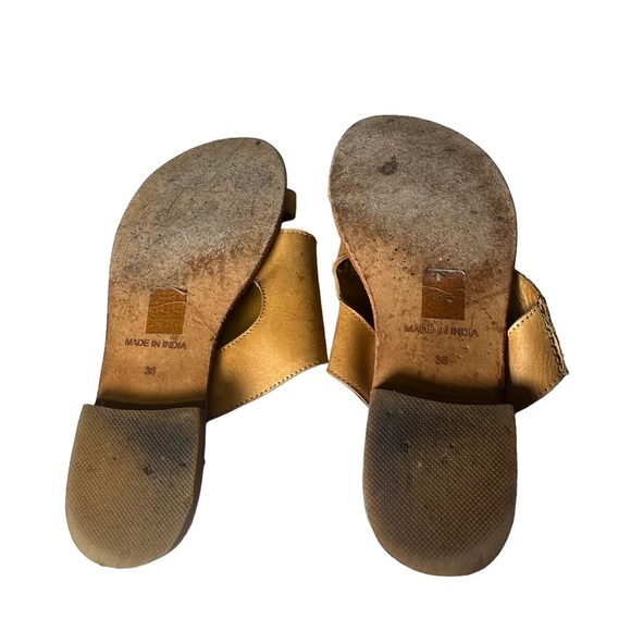 Free People Sant Antoni Sandal Brown Leather Women's 36 US 6.5 Toe Loop Slides - Picture 14 of 14